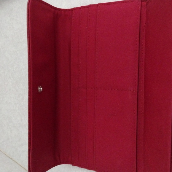 Liz & Co. Wallet. - Picture 4 of 8